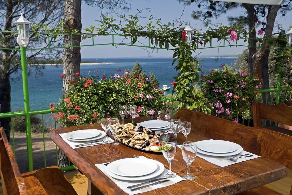 Camping Brioni Пула 2*,