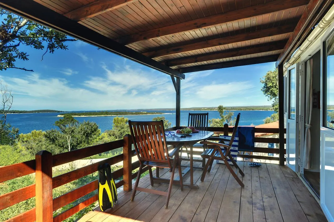 Camping Brioni Пула База отдыха
